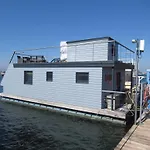 Hausboot Kaddi's Sunshine - Huus & *