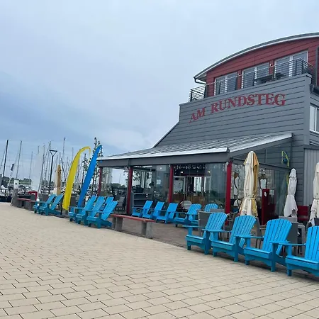 Bateau-hôtel Hausboot Kaddi's Sunshine - Huus & *