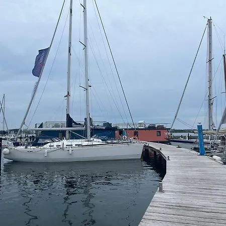 Bateau-hôtel Hausboot Kaddi's Sunshine - Huus & Fehmarn